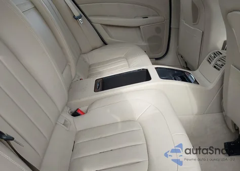 2013 Mercedes-Benz Cls 550 4Matic z USA, uszkodzony, nr VIN WDDLJ9BB7DA063857